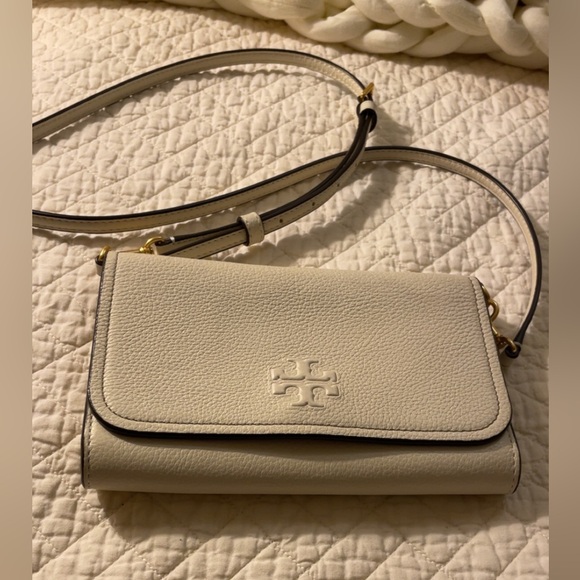 Tory Burch off white Crossbody Bag - Picture 2 of 8